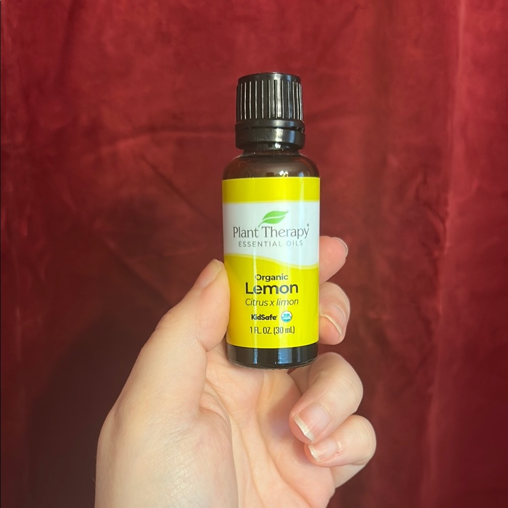 Plant Therapy Organic Lemon Essential Oil 1 fl. oz. 7/8 full